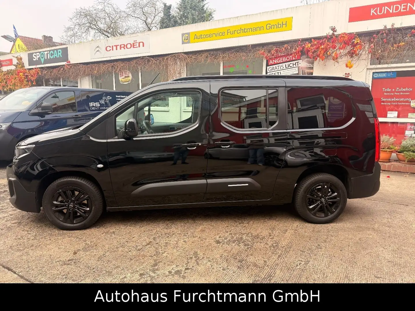 Citroen Berlingo Max XL Blue-HDi 130 EAT8 7-Sitzer Schwarz - 1