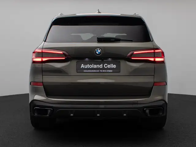 BMW X5 view 8