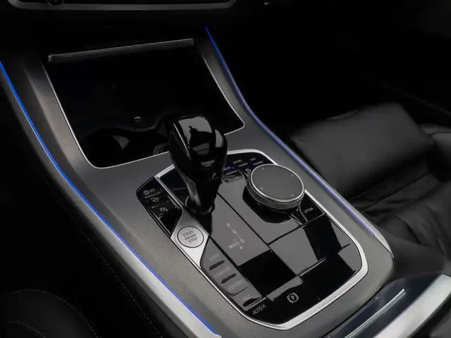 BMW X5 view 22