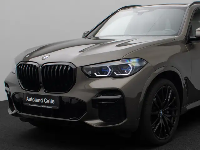 BMW X5 view 16