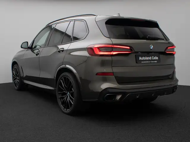 BMW X5 view 9