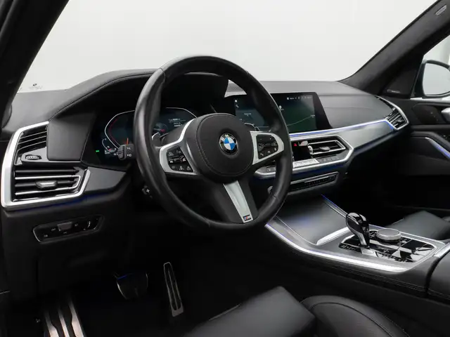 BMW X5 view 20