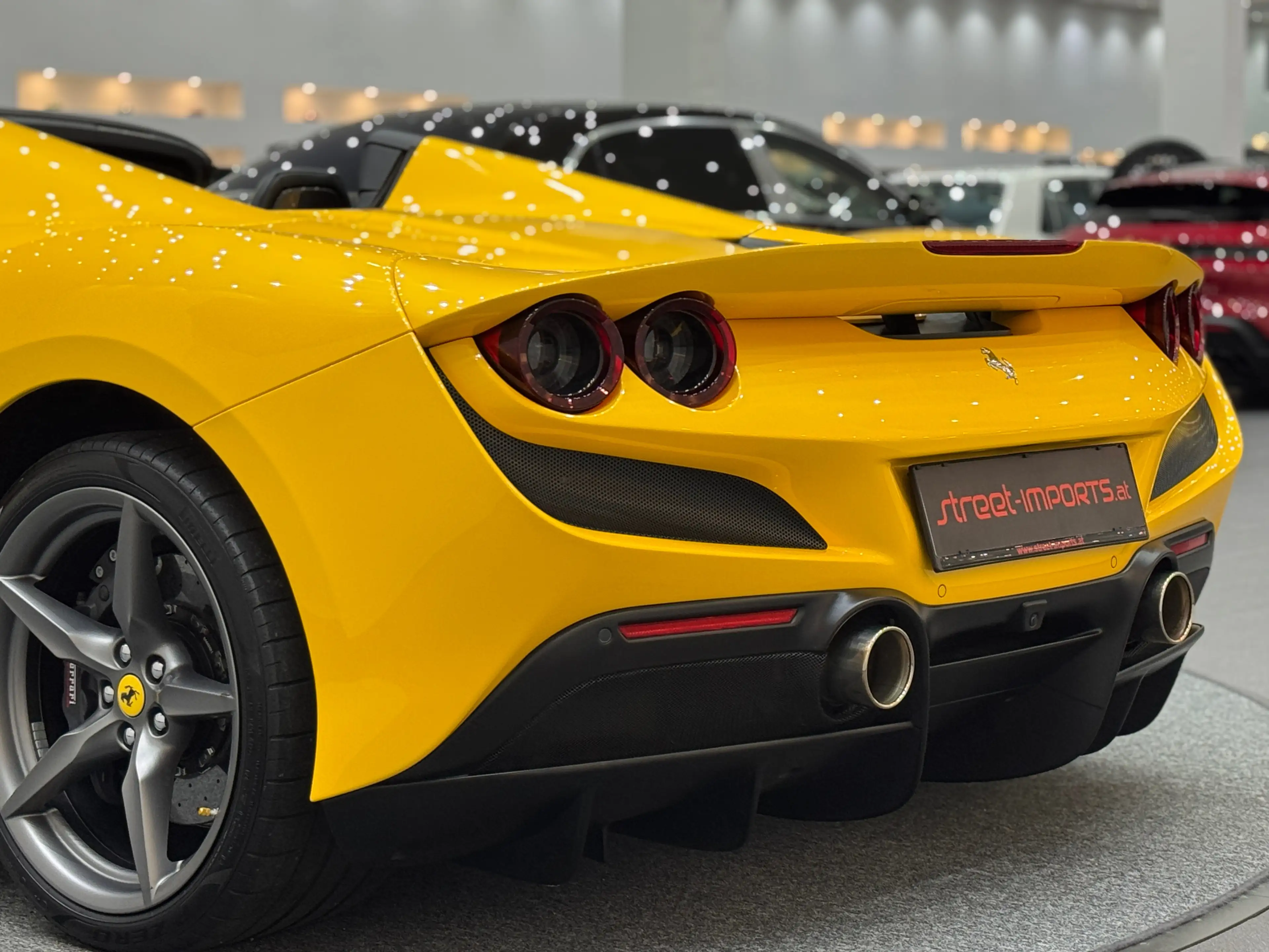 Ferrari F8 Spider *PPF*RacingSeats*Giallo Triplo Strato* — photo 14