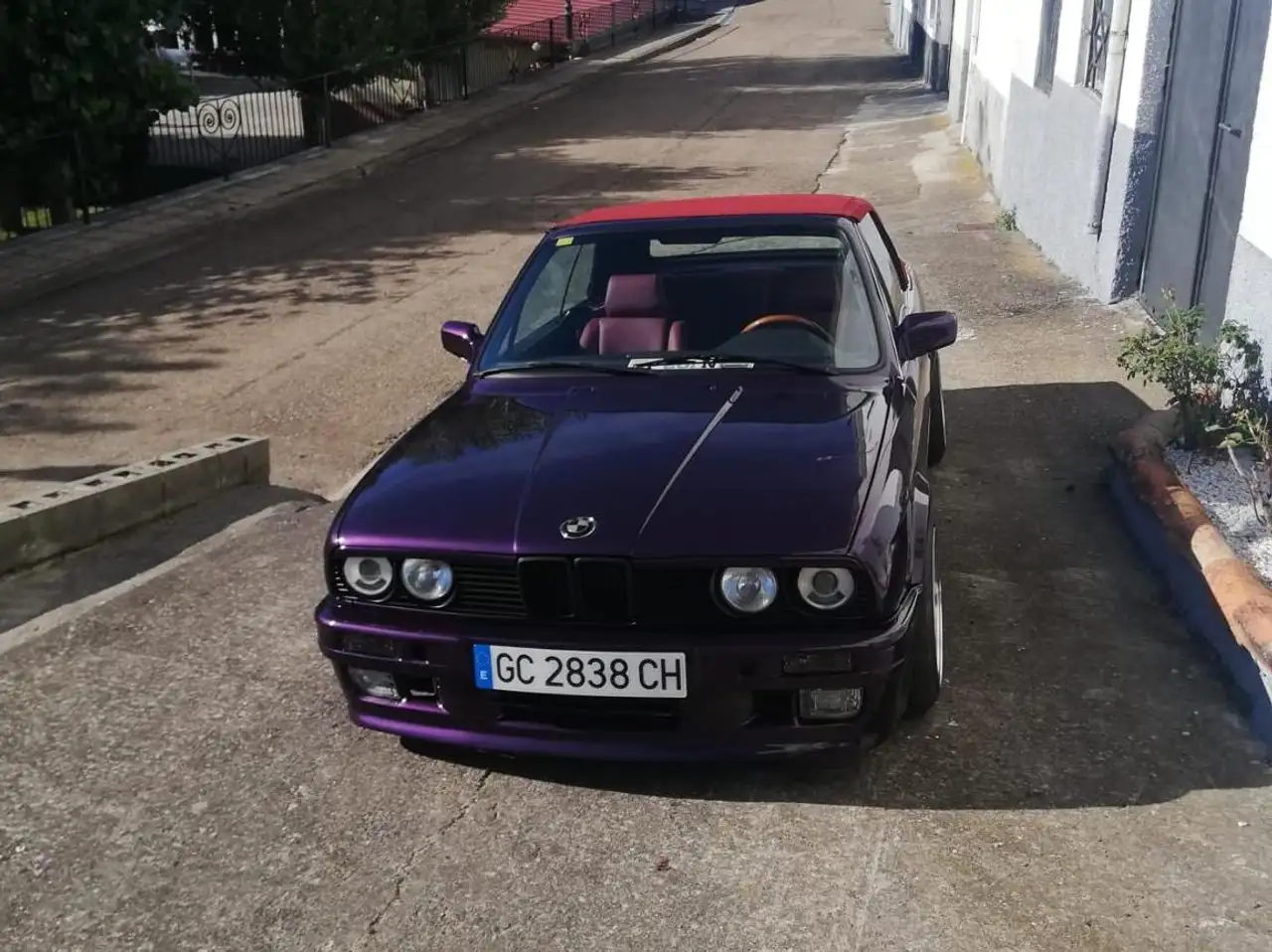 BMW 320i Cabriolet, foto 2