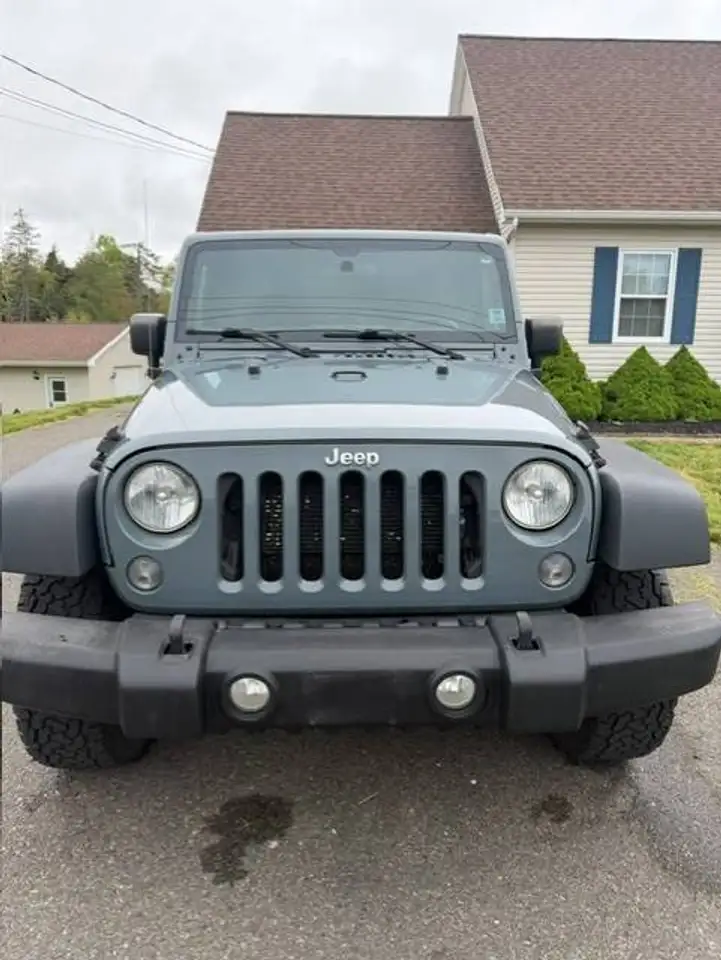 Jeep Wrangler photo Jeep Wrangler