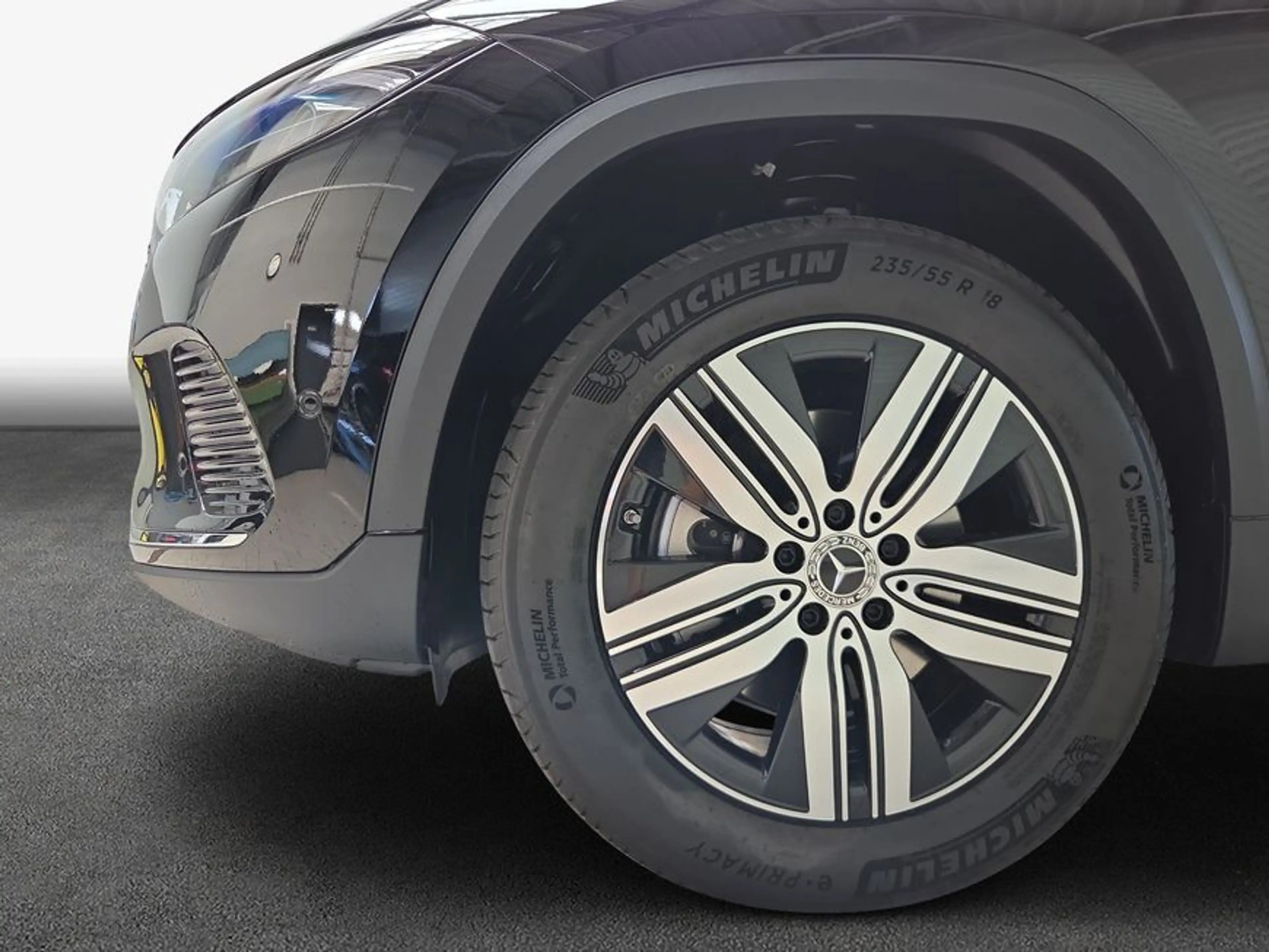 Mercedes-Benz EQA 250 EQA — photo 8