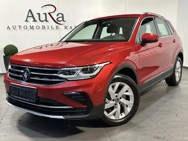 Volkswagen Tiguan view 2