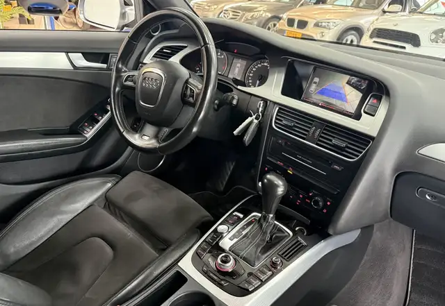 Audi A4 view 18