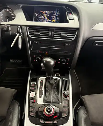 Audi A4 view 22