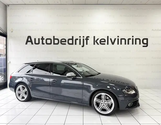 Audi A4 view 7