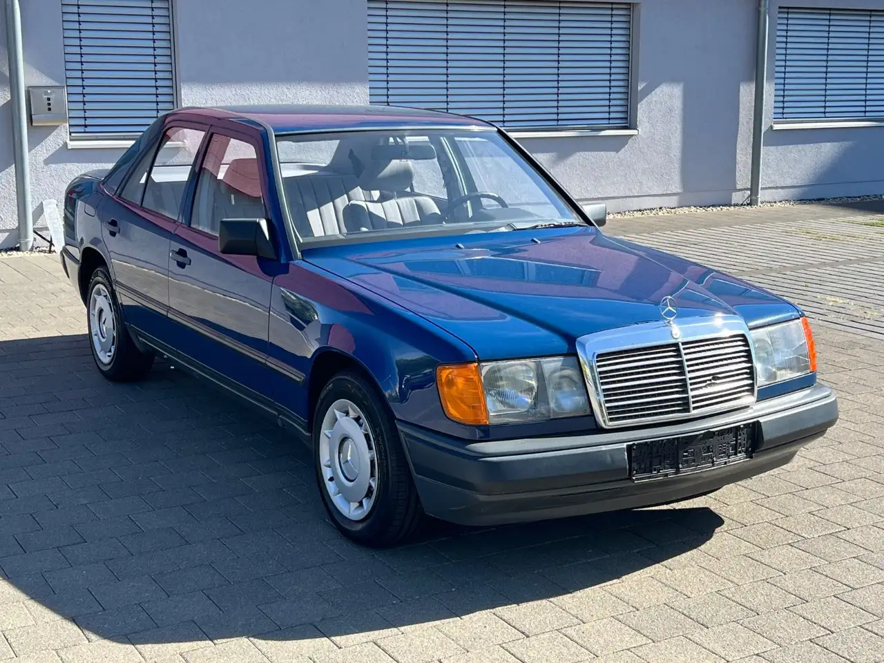 Mercedes-Benz 200 E W124 * H-Zulassung * TÜV Neu * 1 Hand !, foto 3