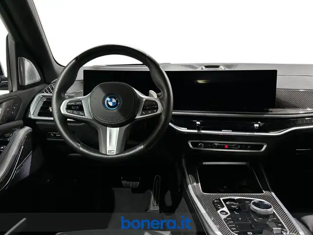 BMW X5 view 15