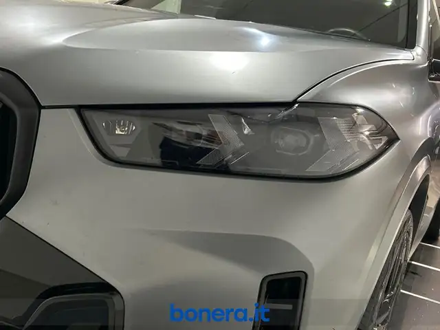 BMW X5 view 10