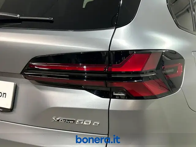 BMW X5 view 11