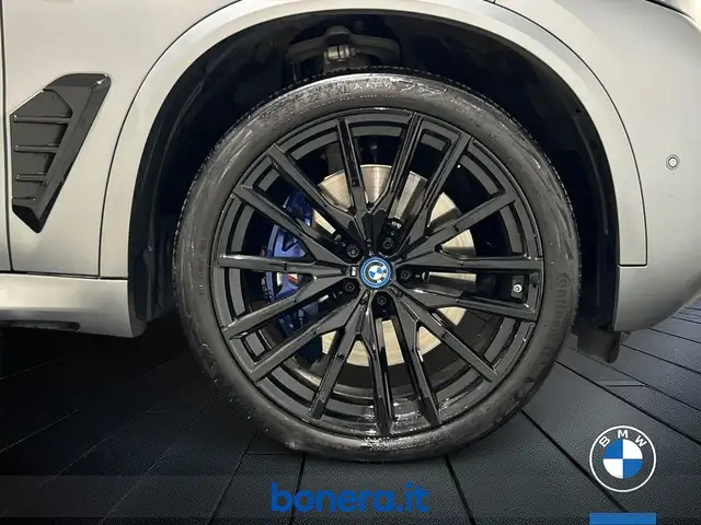 BMW X5 view 12