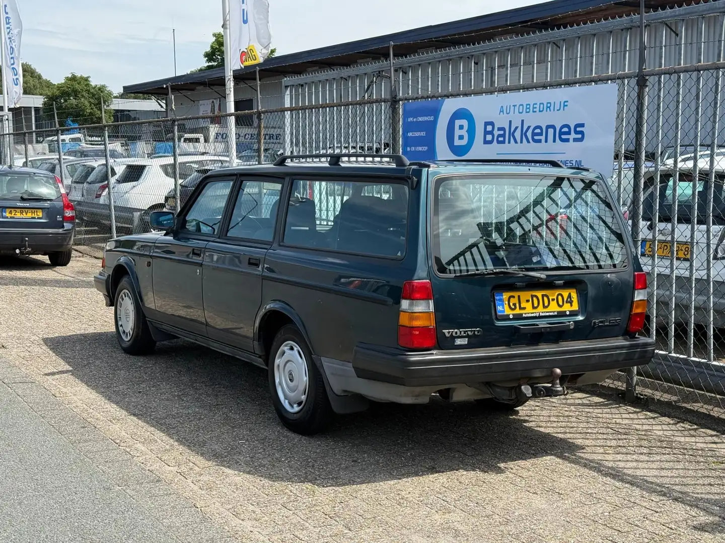 Volvo 240 2.3i Polar | Trekhaak Groen - 2
