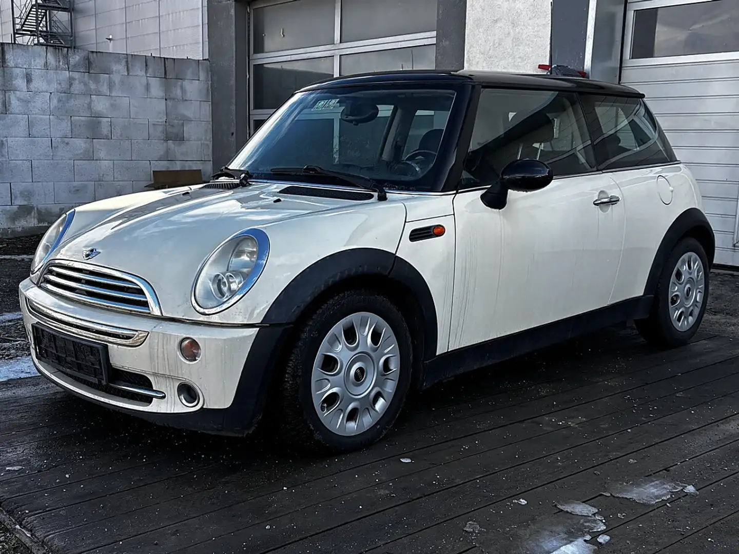 MINI Cooper MINI COOPER Austrian Pepper Weiß - 1