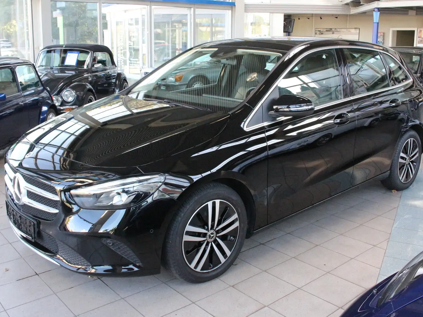 Mercedes-Benz B 220 B 220 D    Business  1.Hand Schwarz - 2