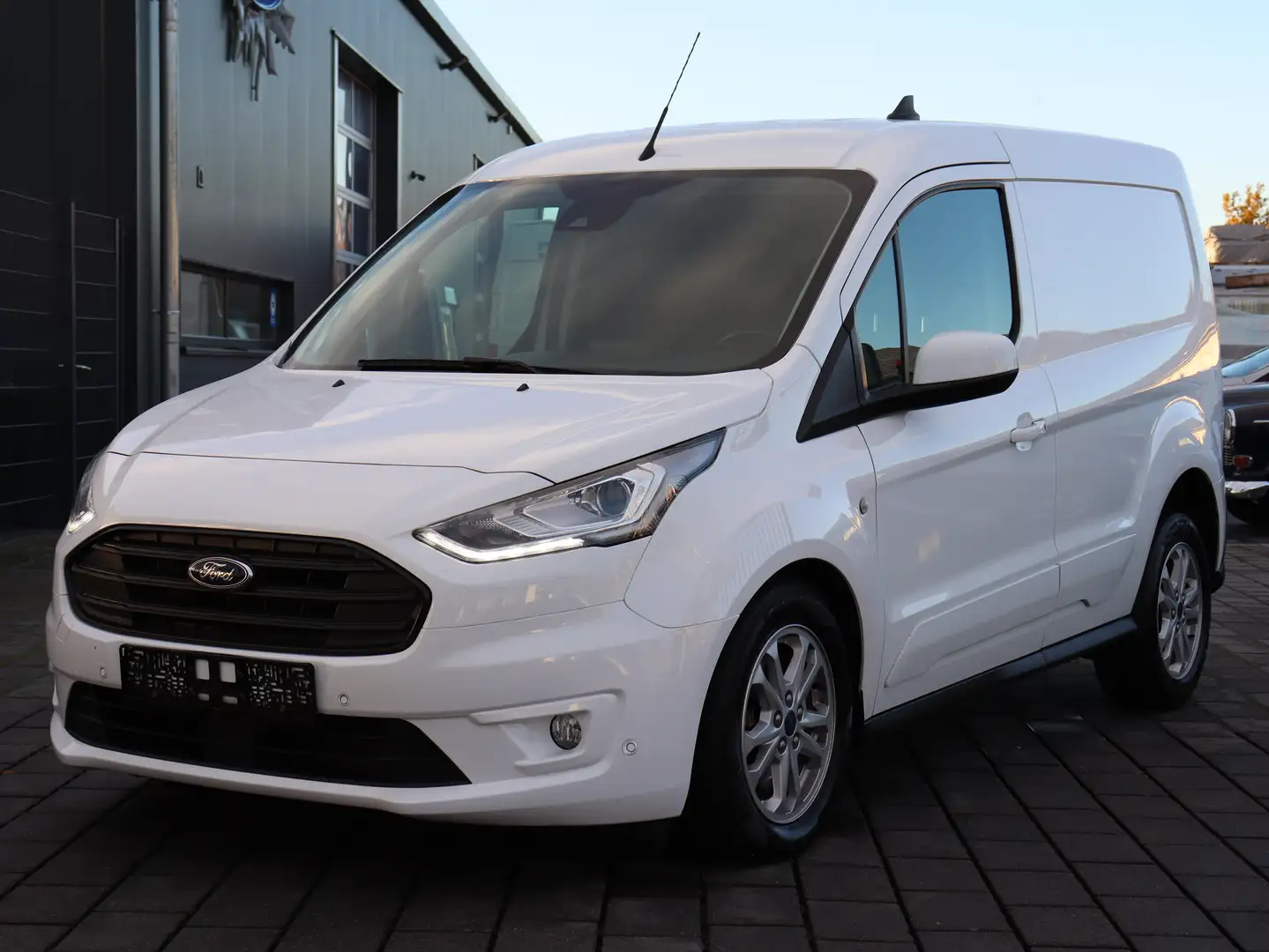 Ford Transit Connect 1.5 EcoBlue Aut. Limited L240 Blanc - 1
