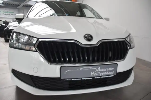Skoda Fabia 1.0 TSI Active Klimaanlage Alufelgen