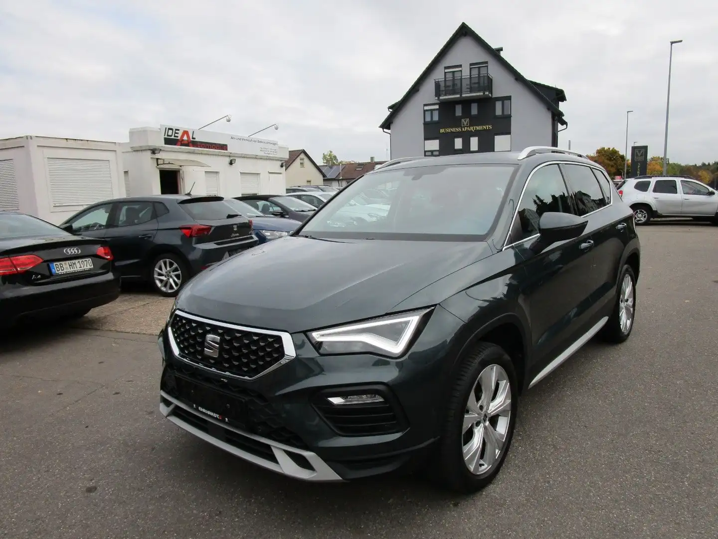 SEAT Ateca 2.0 TDI Xperience 4Drive*LED*AHK*LEDER*KAM Grün - 1