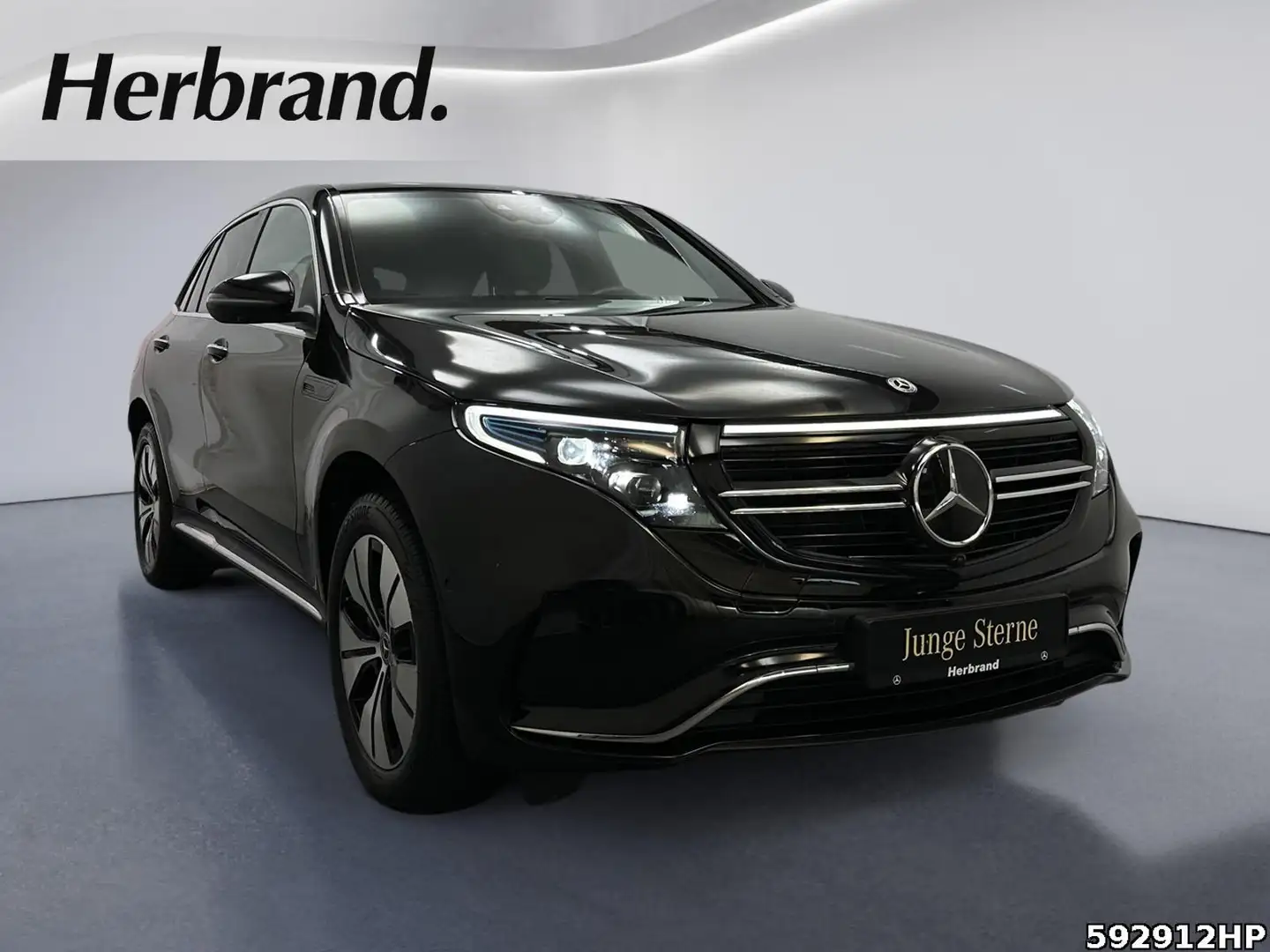 Mercedes-Benz EQC 400 4M AMG  360° MULTIBEAM Sound DISTRONIC Schwarz - 2