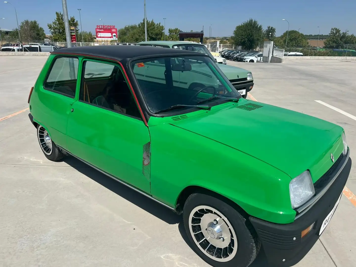 Renault R 5 Alpine Réplica Зелений - 2