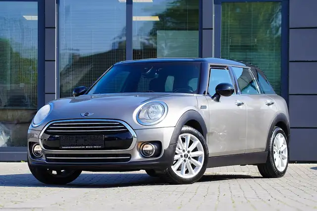 MINI Cooper Clubman
