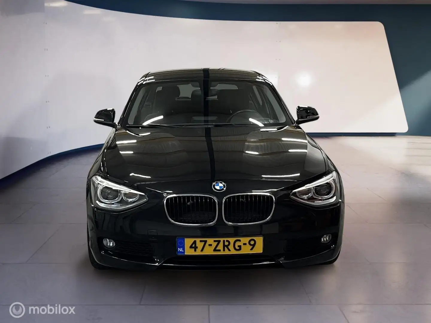 BMW 116 1-serie 116i Upgrade Edition Leer/Xenon/Trekh./Sto Zwart - 2
