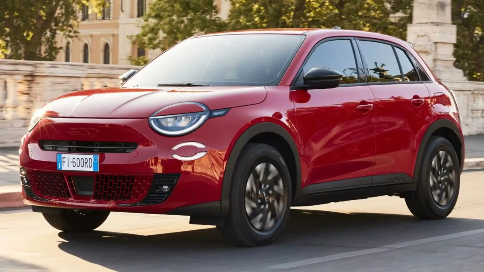 Fiat 600e RED LED 1Hand Garantie Finanzierung 2,99% Rot - 1