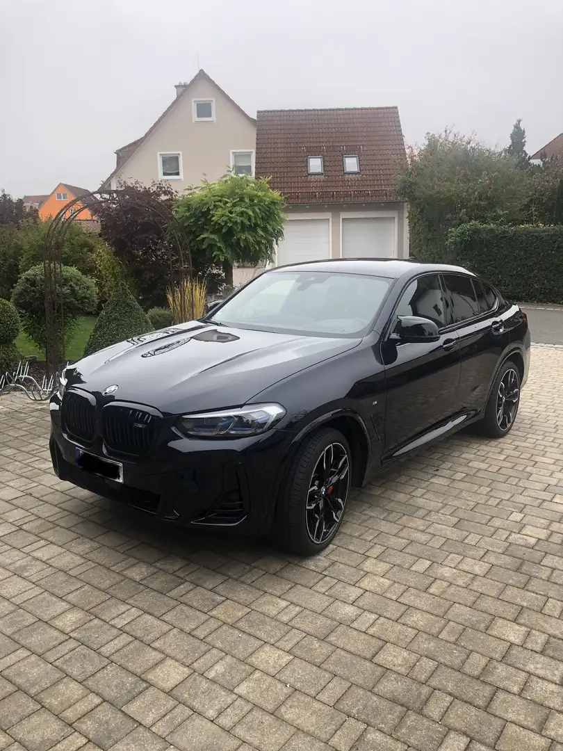 BMW X4 M M40i Schwarz - 1