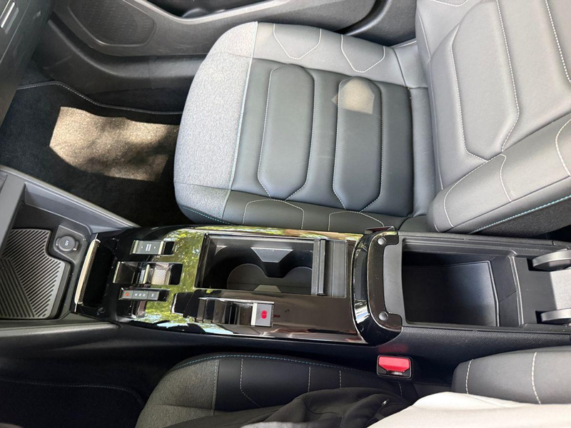 Citroen C4 Shine LEDER*NAVI*KAMERA*HEAD-UP* — photo 10