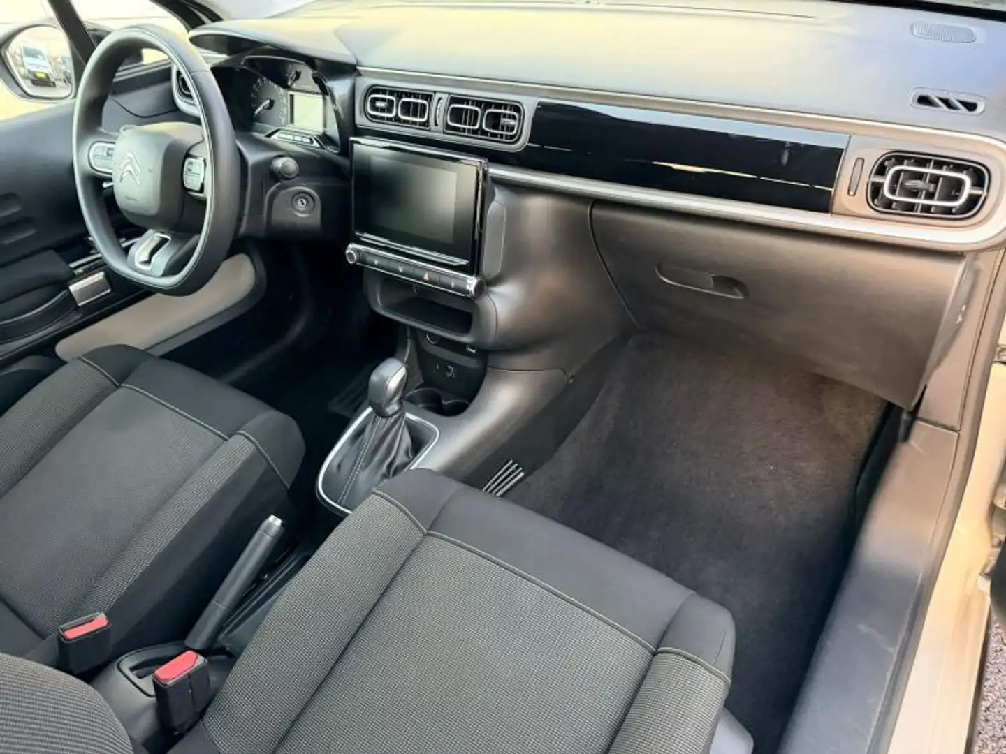Citroen C3 Max / EAT6 / Carplay Beige - 2