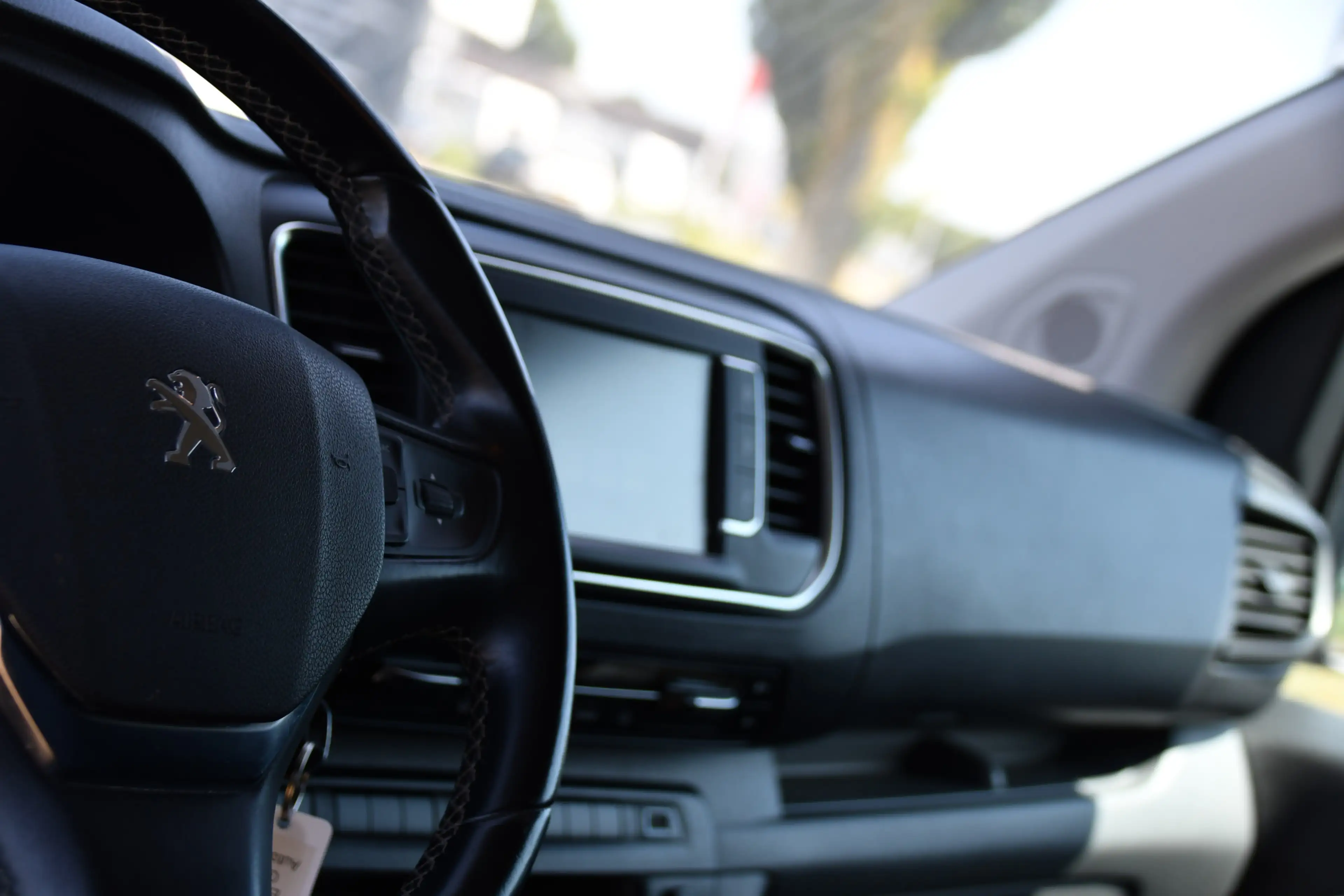 Peugeot Expert 2.0 BlueHDI 180 L3 DC PB Edition 360 Camera, Cruis — photo 13