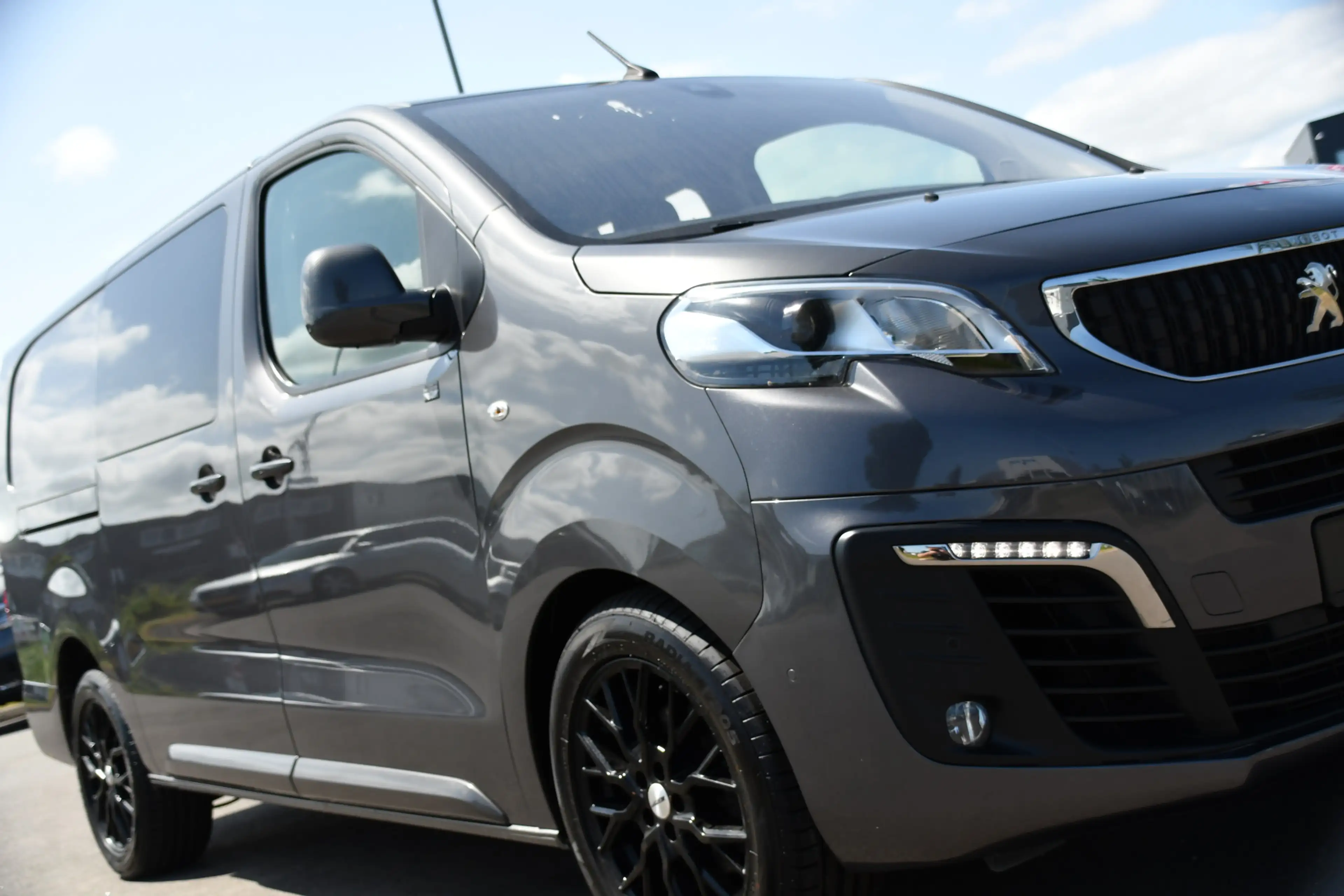 Peugeot Expert 2.0 BlueHDI 180 L3 DC PB Edition 360 Camera, Cruis — photo 18