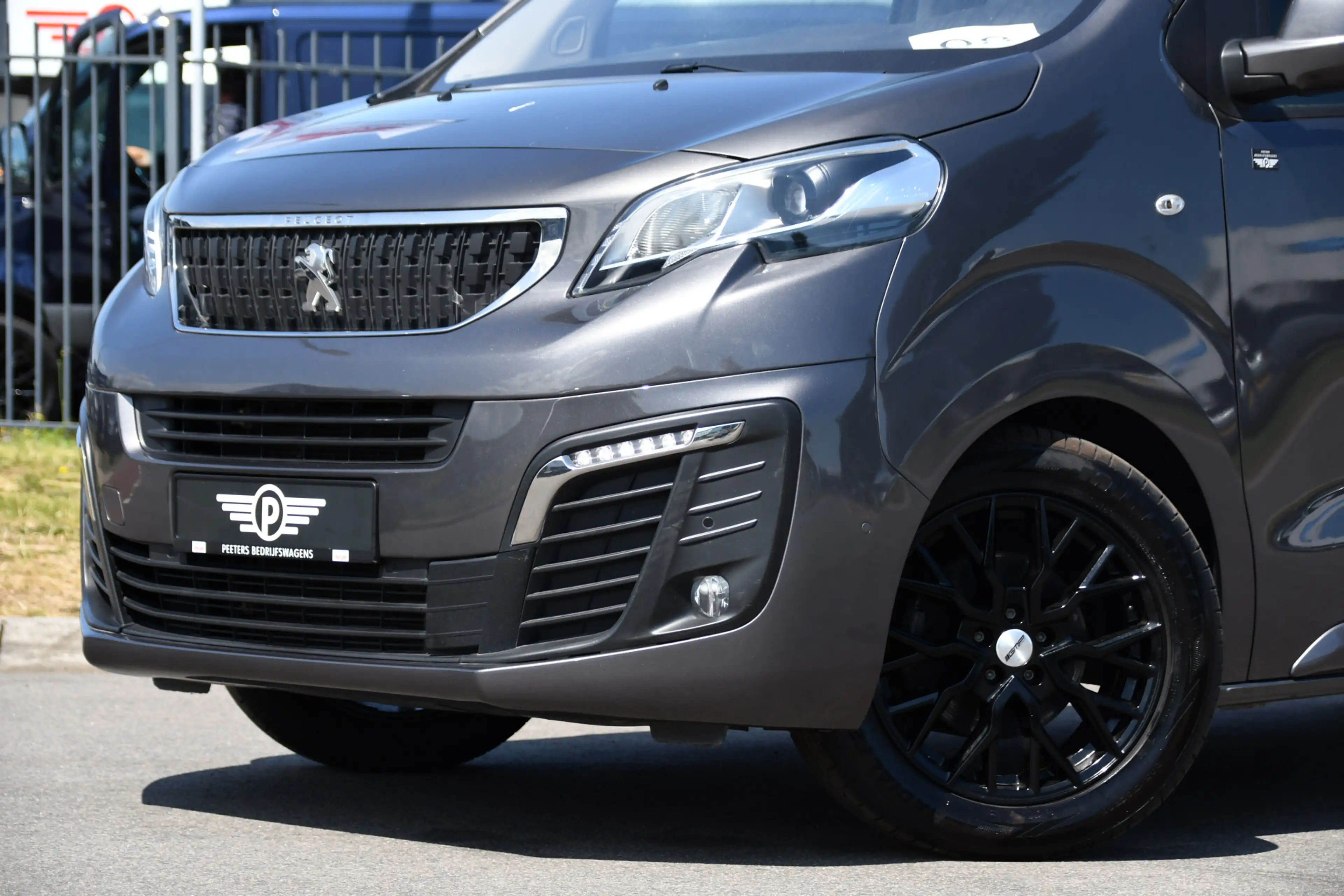 Peugeot Expert 2.0 BlueHDI 180 L3 DC PB Edition 360 Camera, Cruis — photo 7