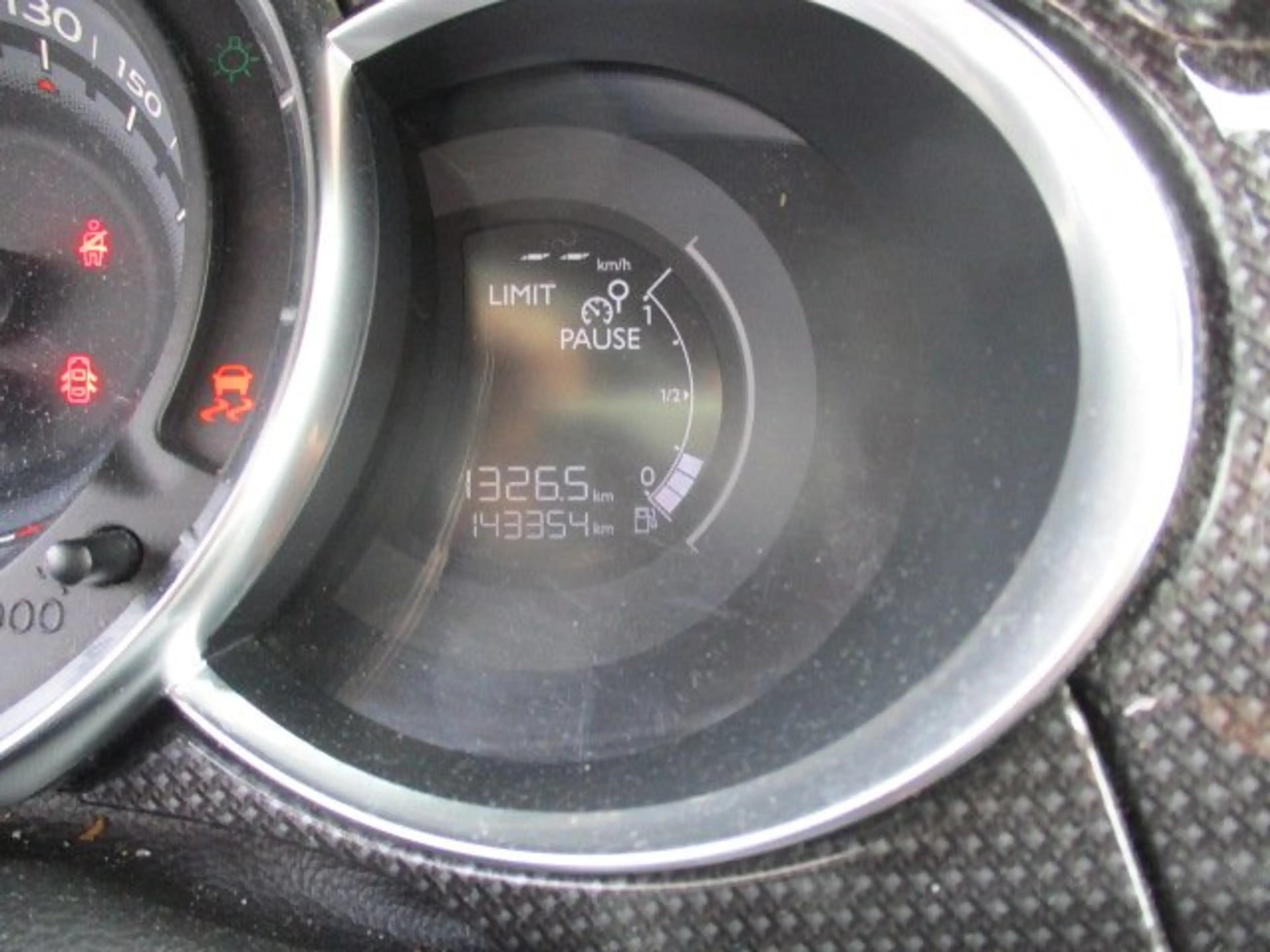 Citroen DS3 SportChic — photo 12