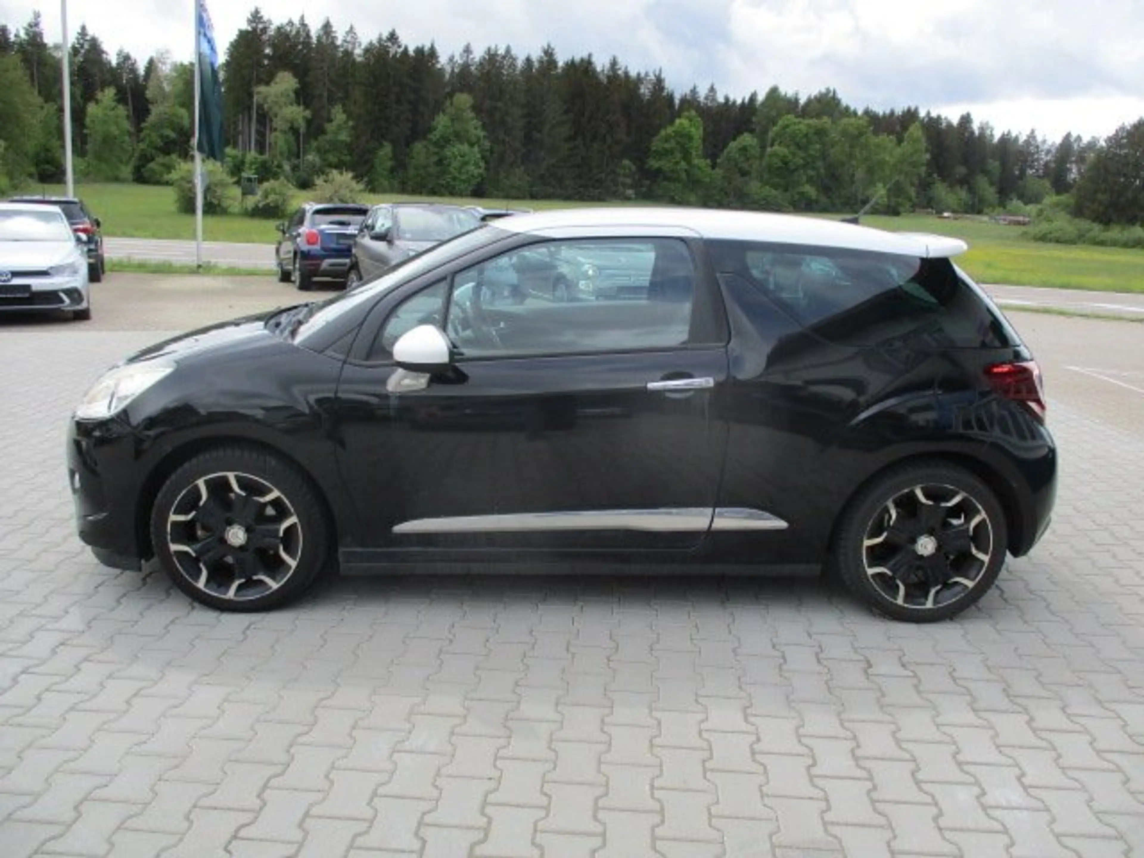 Citroen DS3 SportChic — photo 4