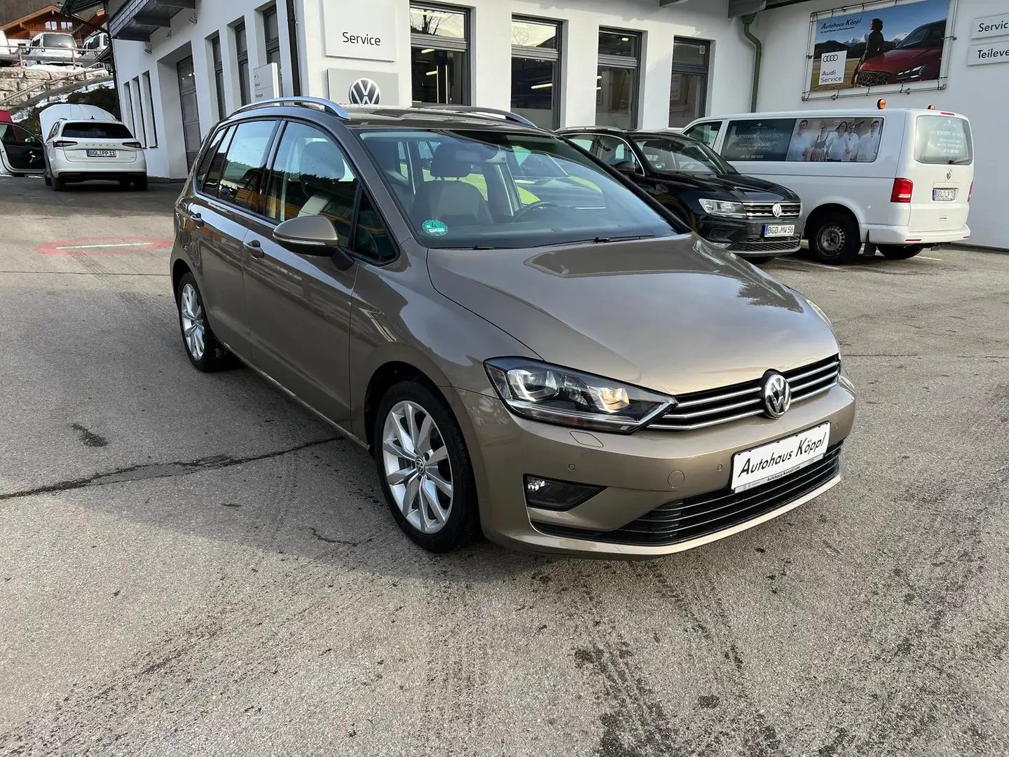 Volkswagen Golf Sportsvan 1.4 TSI Comfortline PDC Xenon SH Oro - 2