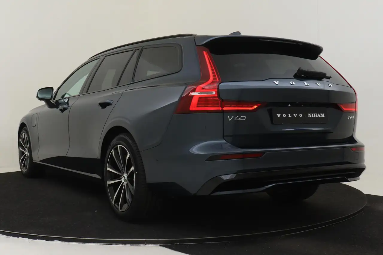 Volvo V60 2026