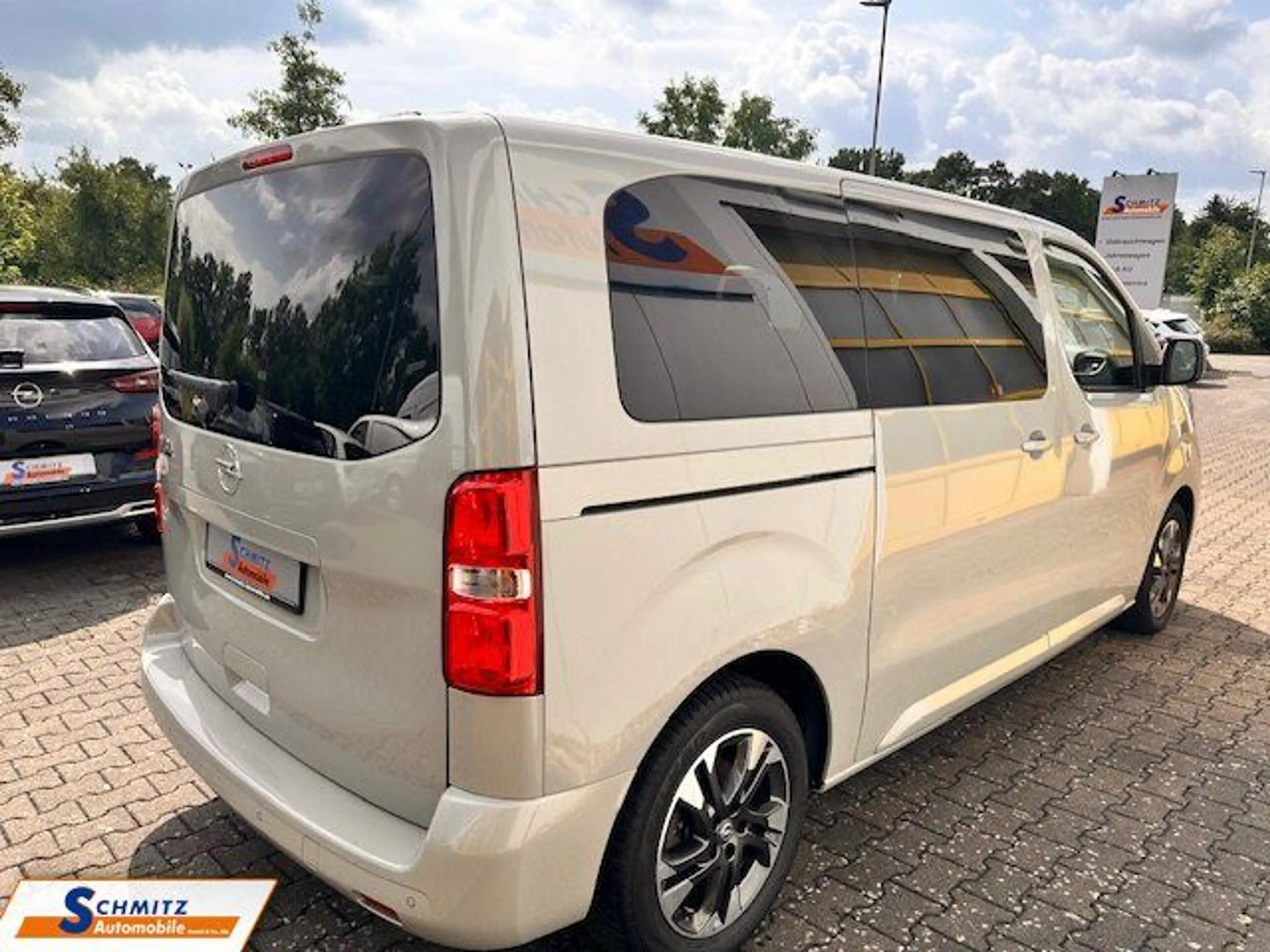 Opel Zafira Life M Edition L2 HeadUp/Xenon/Navi/8Sitz — photo 5