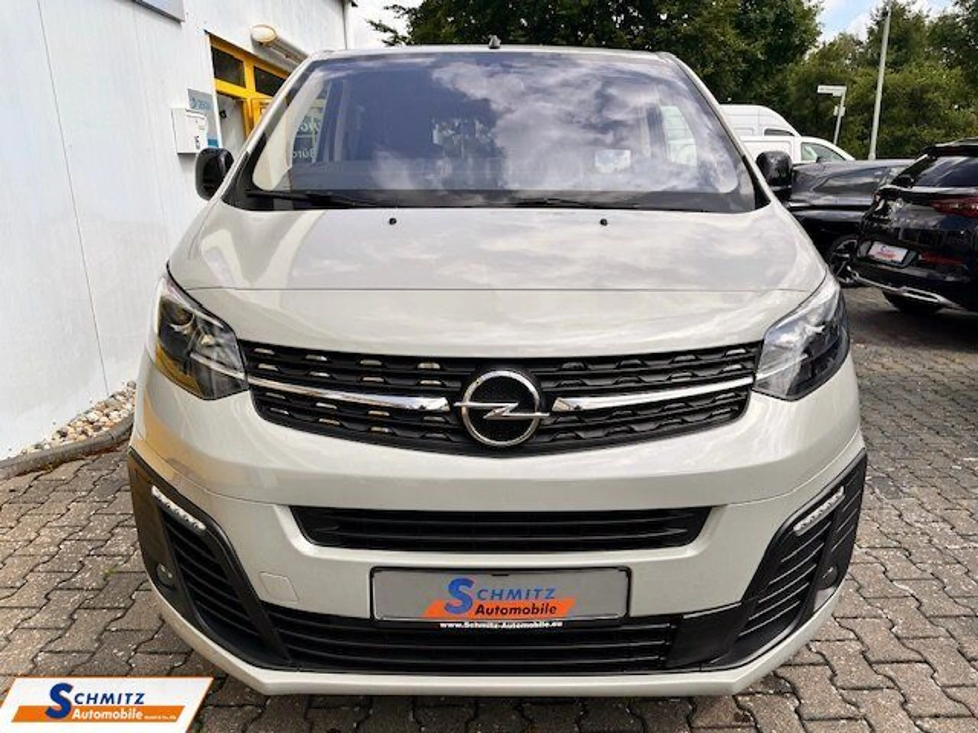 Opel Zafira Life M Edition L2 HeadUp/Xenon/Navi/8Sitz — photo 3