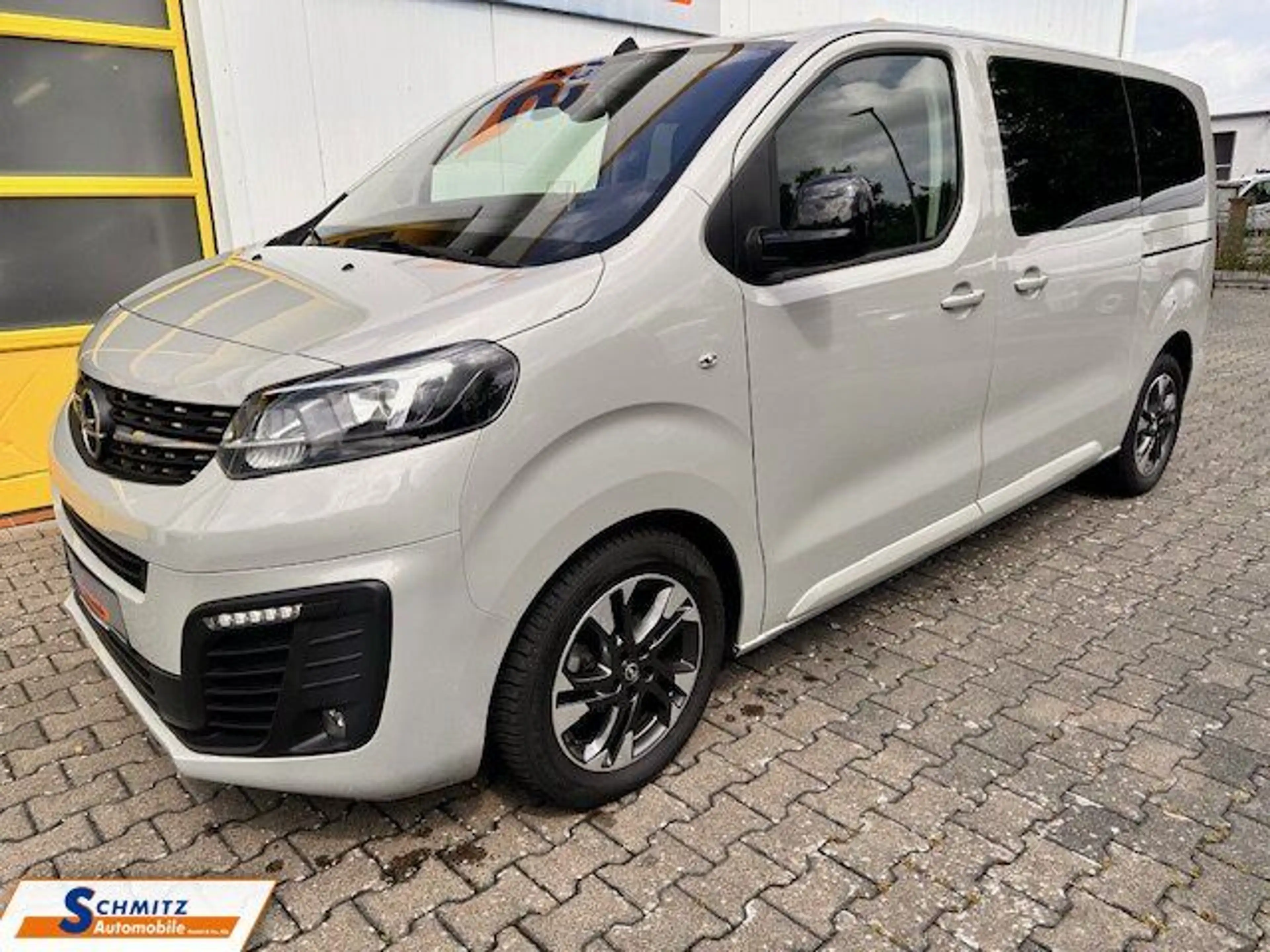 Opel Zafira Life M Edition L2 HeadUp/Xenon/Navi/8Sitz — photo 2