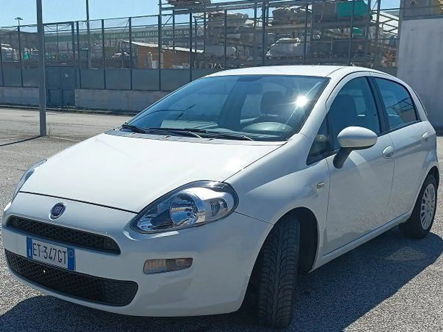 Fiat Grande Punto Fiat Grande Punto 1.2 Benz 5p Street passagg inclu Blanco - 2