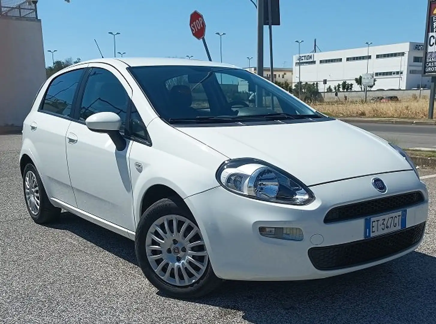 Fiat Grande Punto Fiat Grande Punto 1.2 Benz 5p Street passagg inclu Blanco - 1
