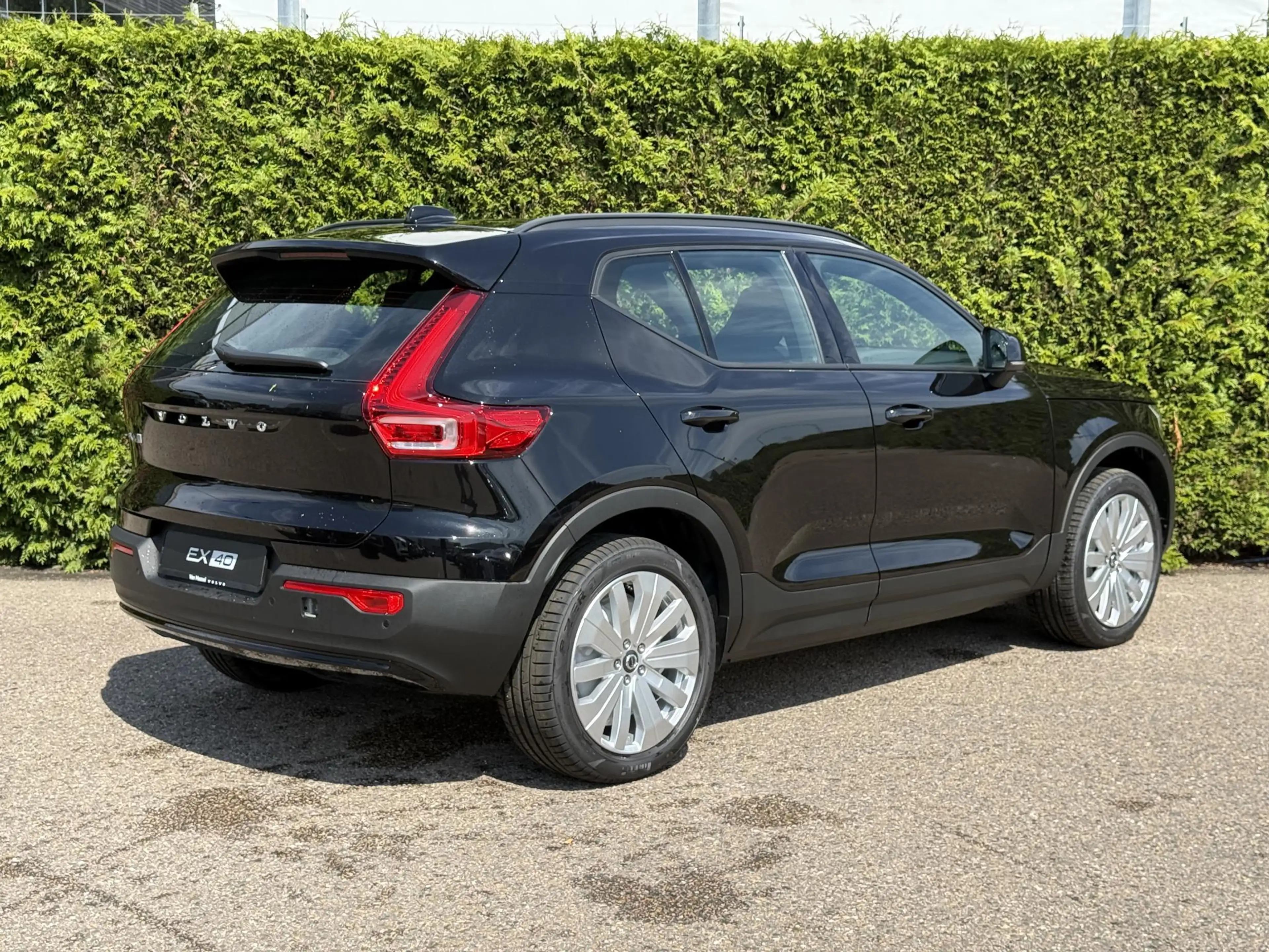 Volvo EX40 Single Motor Extended Range Core 82 kWh — photo 6