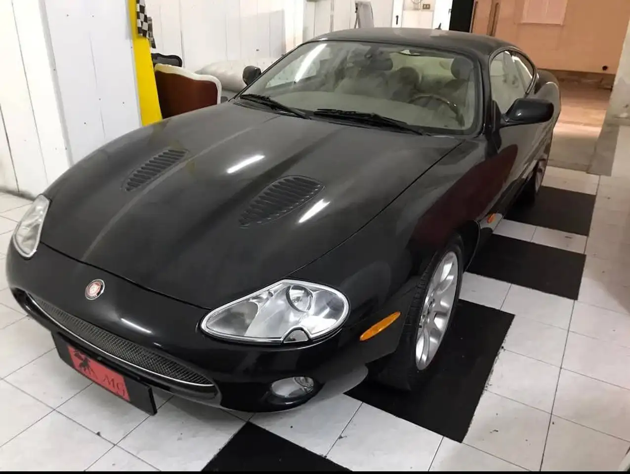 Jaguar XKR Coupe 4.0 100, foto 1