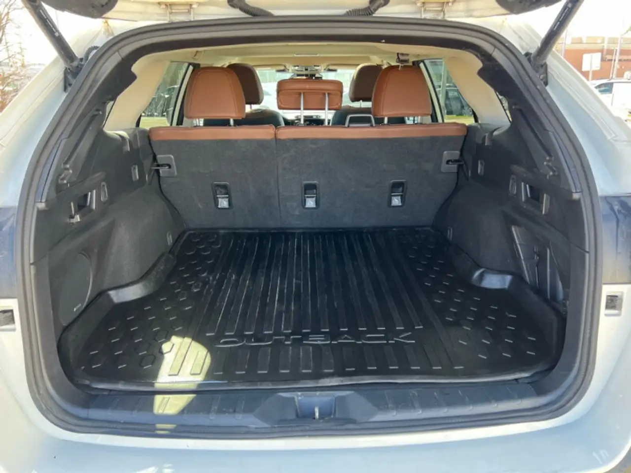 Subaru OUTBACK photo Subaru OUTBACK