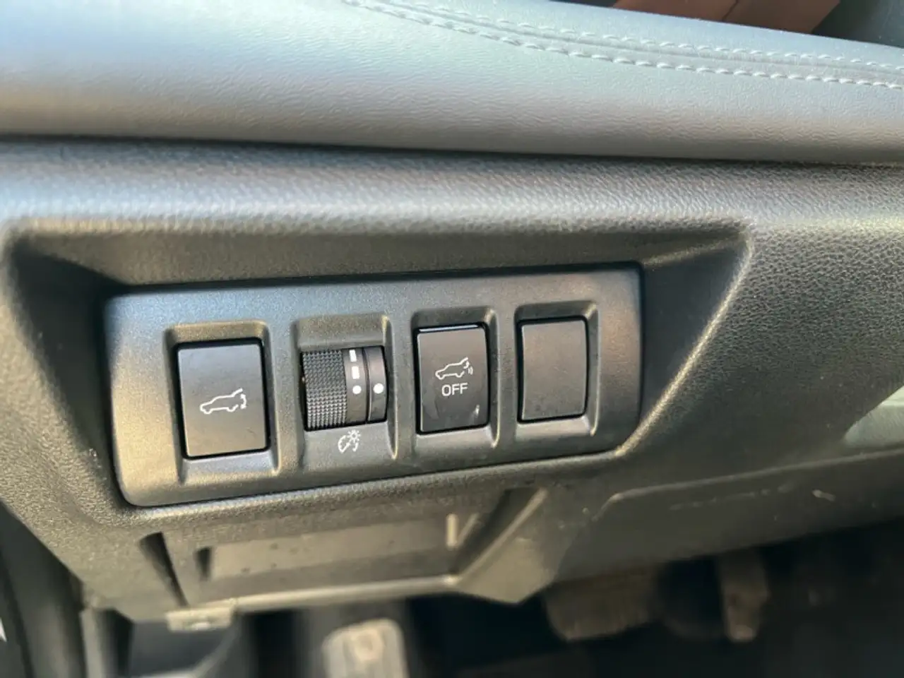 Subaru OUTBACK photo Subaru OUTBACK