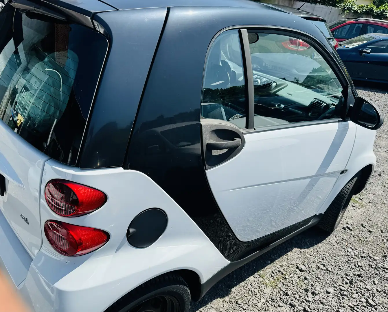 smart forTwo CDI DIESEL / VOLLAUTOMATIK / FINANZIERUNG Blanco - 2